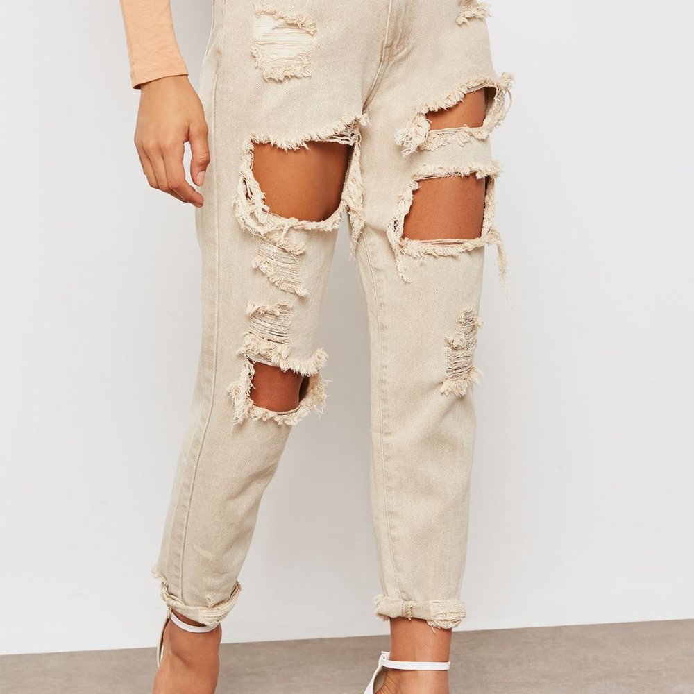 Missguided Riot Tan High Rise Mom Distressed Jeans NWT